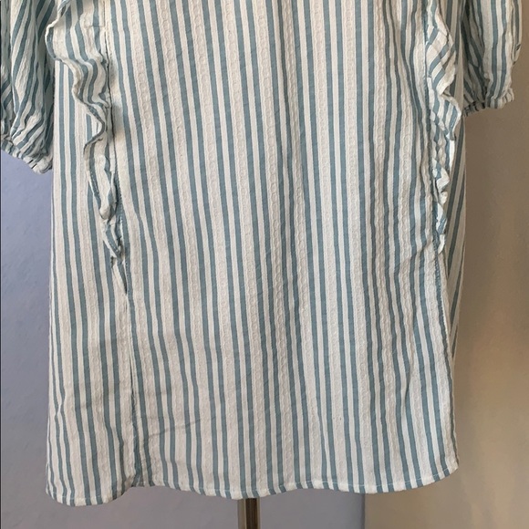 Striped Ruffle Blouse - Picture 3 of 11